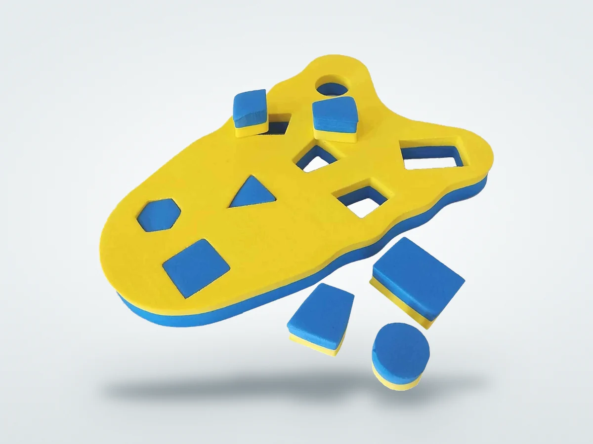 Prancha com encaixes geométricos Floty, amarela e azul
